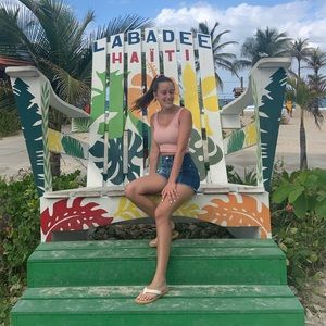 Meet your Posher, Linda